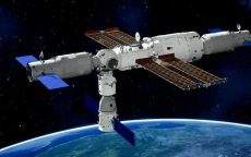 空间站又称太空站可供航天员长期

_空间站是长期

在太空吗（空间站永远在太空吗）